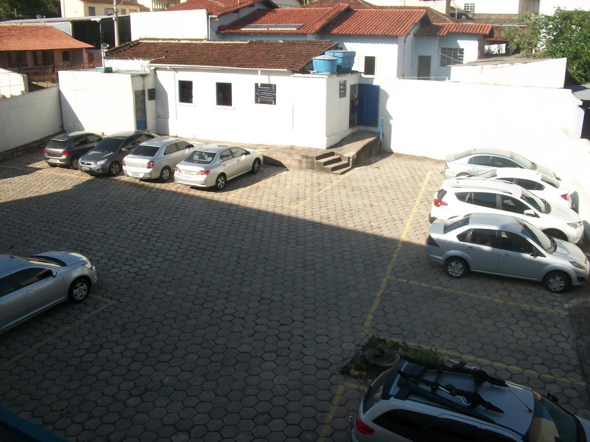Hotel Vila Mineira Oliveira  Exterior photo