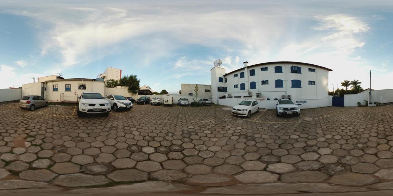 Hotel Vila Mineira Oliveira  Exterior photo